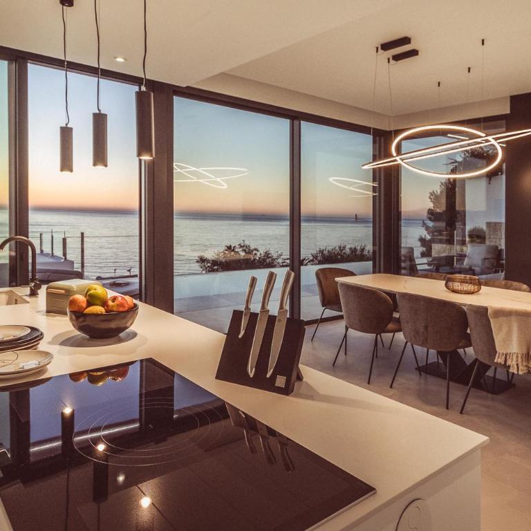 Villa Aphrodite by Abahana Luxe - Villa con vistas al mar - 3