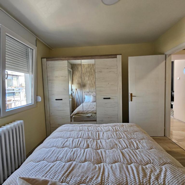 Vicky apartman - Two-Bedroom Apartment - 10