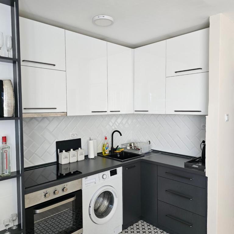 Vicky apartman - Two-Bedroom Apartment - 12