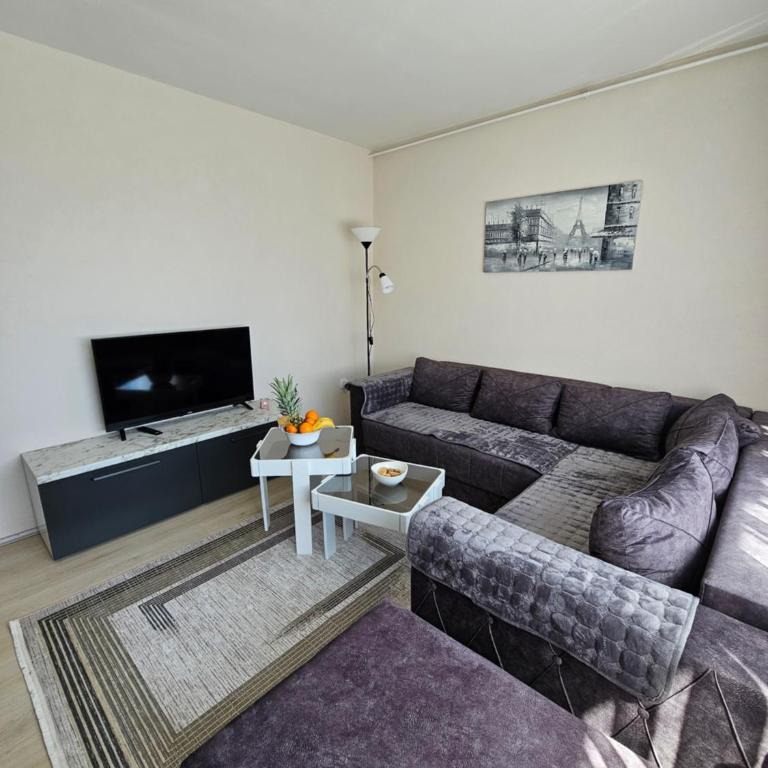 Vicky apartman - Two-Bedroom Apartment - 23