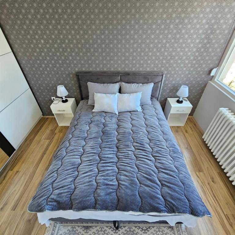 Vicky apartman - Two-Bedroom Apartment - 25