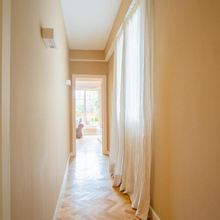 BALMES - Atico con terraza en Sant Gervasi - Three-Bedroom Apartment - 34