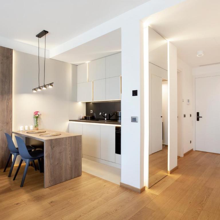 Leo Urban Lux, comfort - Central Stay, free Garage - Apartman - 12