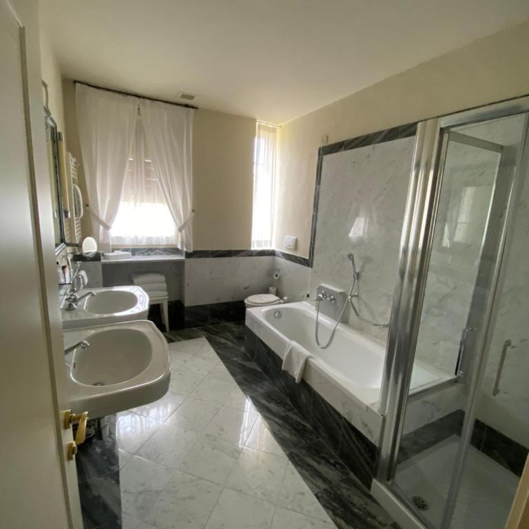 Park Palace Hotel - Camera Tripla - 12
