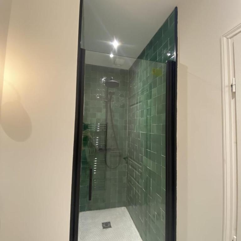 Paris République City Center - Appartement 2 Chambres - 13