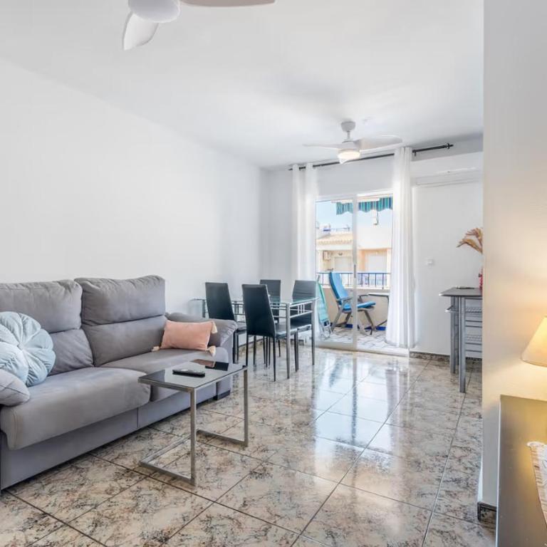 141 Apartamento Soleado - Two-Bedroom Apartment - 4