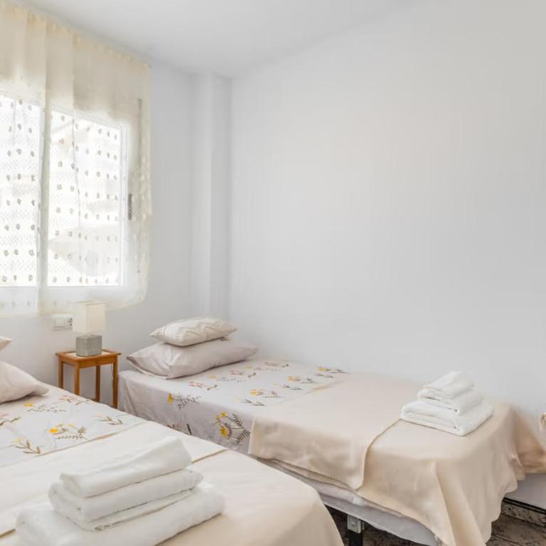 141 Apartamento Soleado - Two-Bedroom Apartment - 11