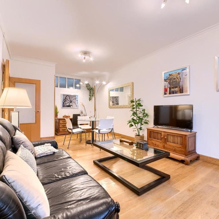 Vivienda Turistica acogedora y elegante en Irala - Two-Bedroom Apartment - 2