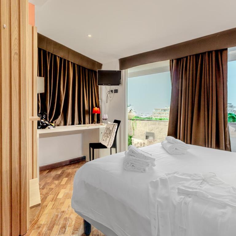 Il Panoramico Rooms - Double Room with Balcony - 1