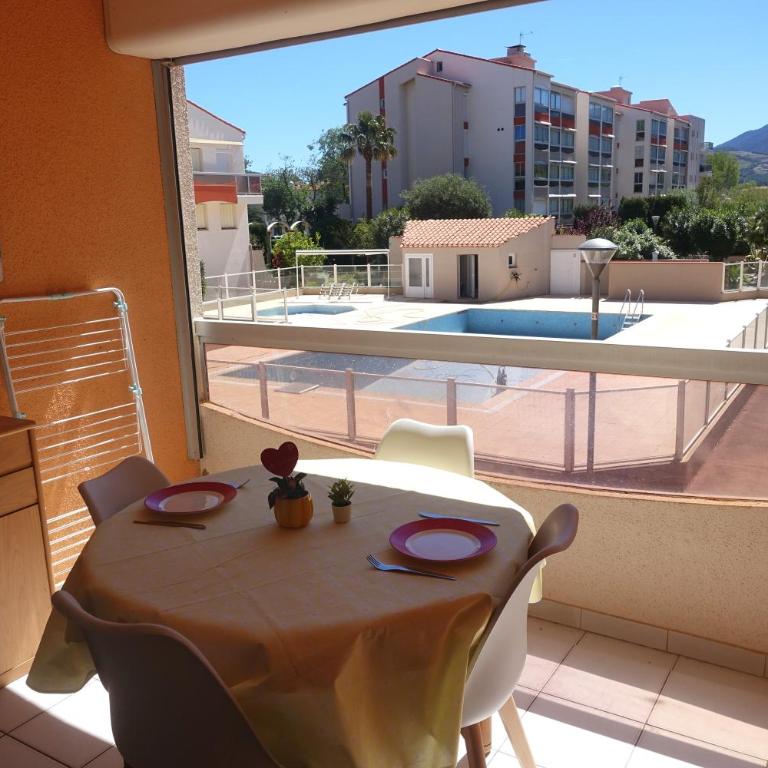 Appartement terrasse , vue sur piscine Montagne !! Incroyable ! - Apartment mit 1 Schlafzimmer - 1