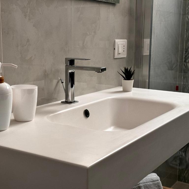 D'amari:[Pozzallo 250 metri dal mare] Suite U'Suli - Appartamento con 1 Camera da Letto - 6