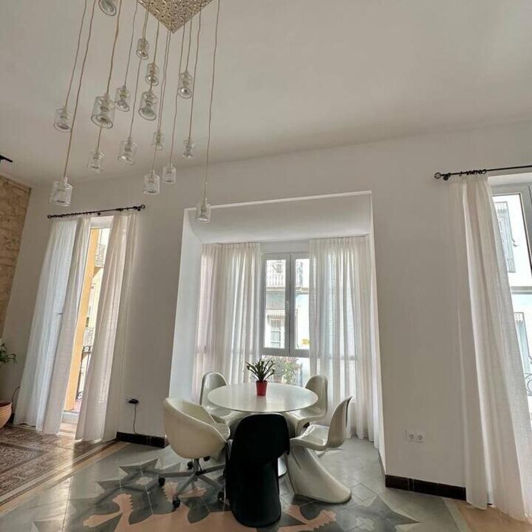 Alicante Beach Home - Two-Bedroom Apartment - 3