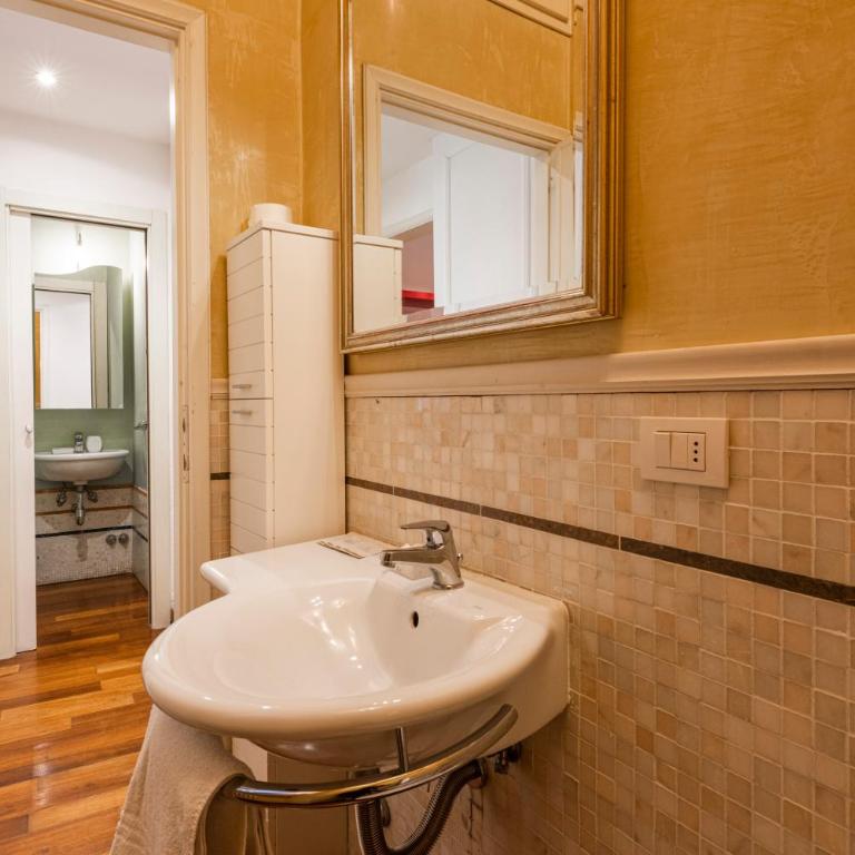 Luxury Art Apartment Piazza Signoria - Appartamento con 2 Camere da Letto - 33