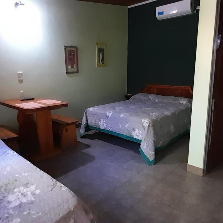 Mis Nietos - deptos y dormis centricos con cochera - Habitación Doble - 1