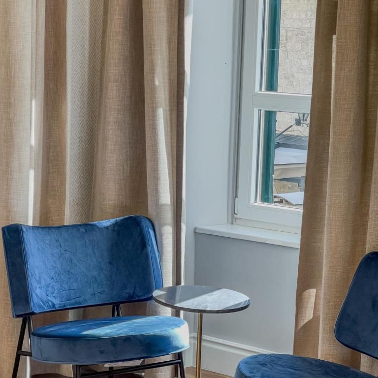 Hive Luxury Suites by MN Property - One-Bedroom Apartment - 12