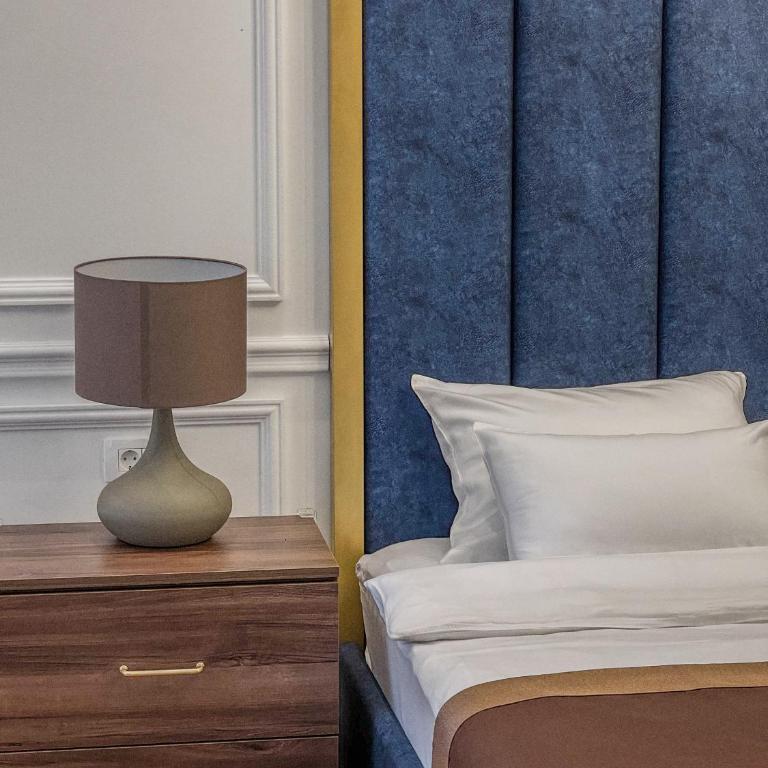 Hive Luxury Suites by MN Property - One-Bedroom Apartment - 21