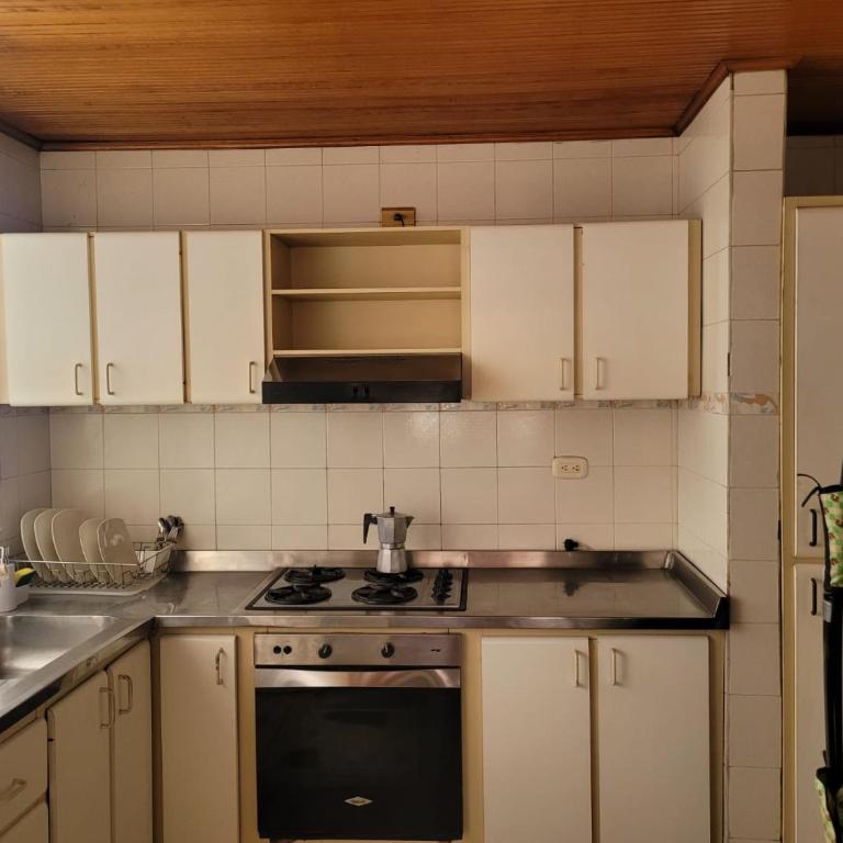 CASA MERCY - Three-Bedroom House - 6