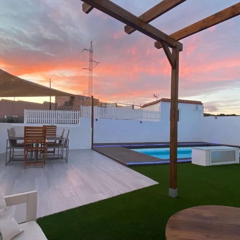 Private pool, parking, BBQ in the South of GC - Casa de 2 dormitorios - 13