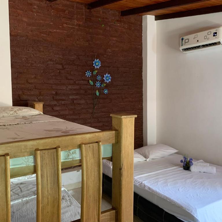 Hostal Buena Vida - Habitación Familiar con ducha - 3