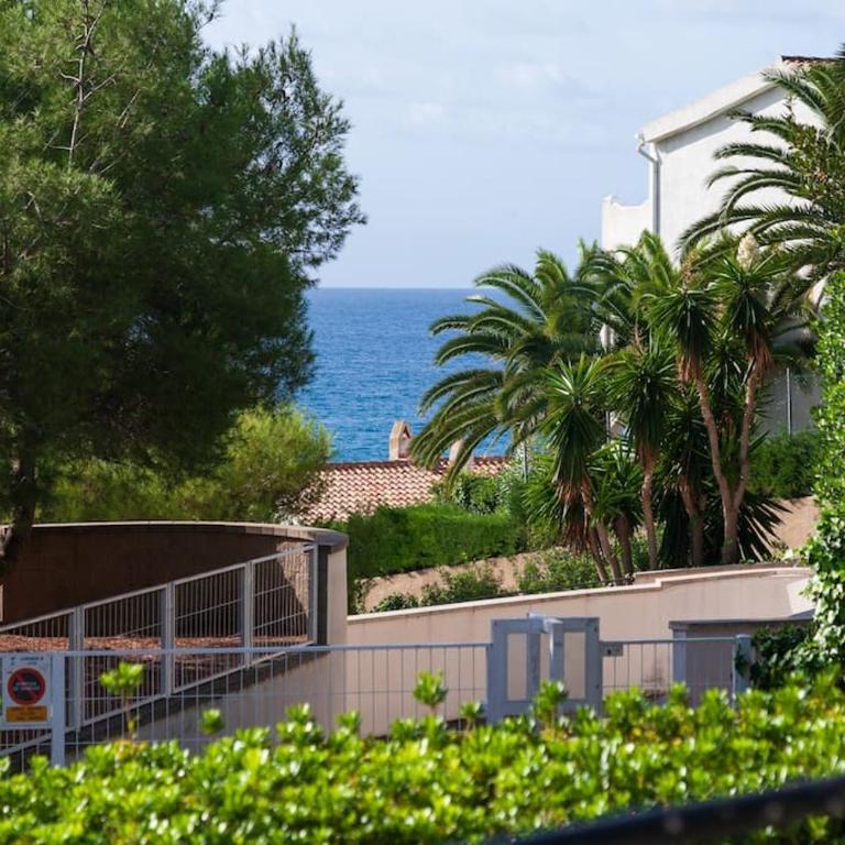 50 meters from CALA CRANCS- Terrace and seaviews - Two-Bedroom Apartment - 1