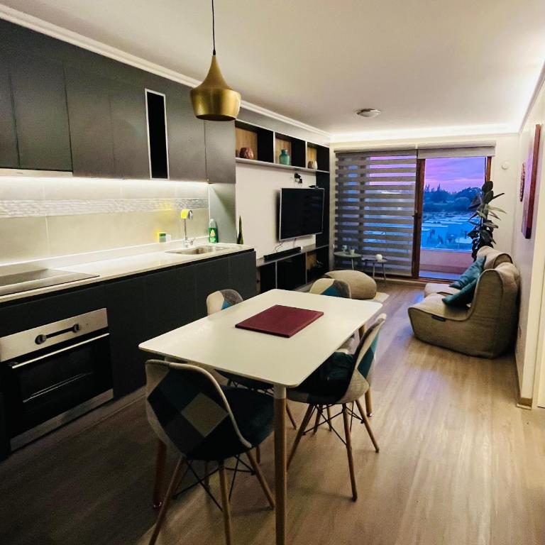 Exclusivo Departamento Equipado Estacionamiento Privado 2D-2B con Excelente ubicación en Los Ángeles - Apartamento de 2 dormitorios - 7