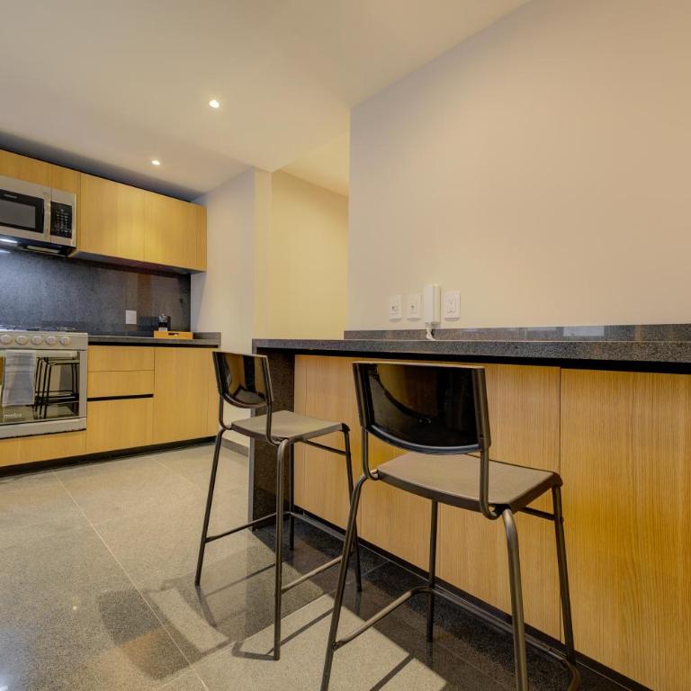 Capitalia Galileo Residences - Luxury Apartment, 3 Bedrooms, Balcony, Street View - 14