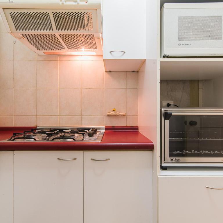 Pasos de la UC - Apartamento de 1 dormitorio - 7