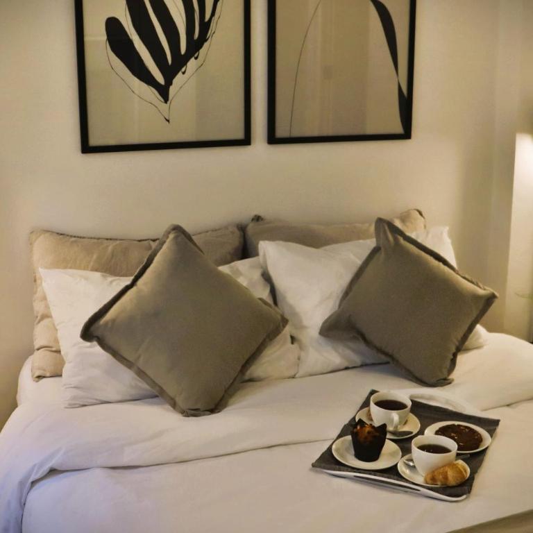 HOM I Luminoso Studio en calle Monjitas, Santiago - Estudio - 1