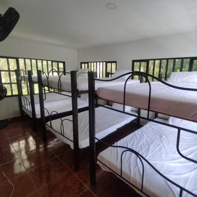 Hermosa cabaña familiar con vista a la represa de parado tolima - Casa con 1 dormitorio - 8