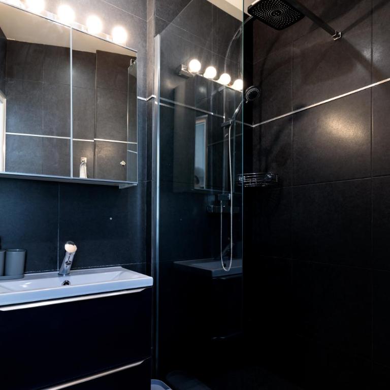 Les Suisses Apartment Zentral in der schönen Altstadt von Le Suquet 5 min zum Strand WLAN - Apartment mit 1 Schlafzimmer - 13