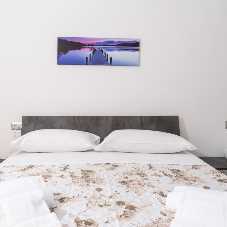 The Queen Room in Bari by Wonderful Italy - Queen Room - 7