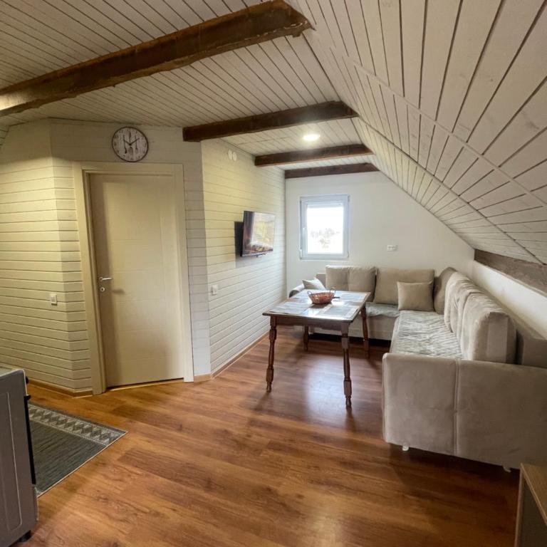 White House Žabljak - Quadruple Room with Mountain View - 16