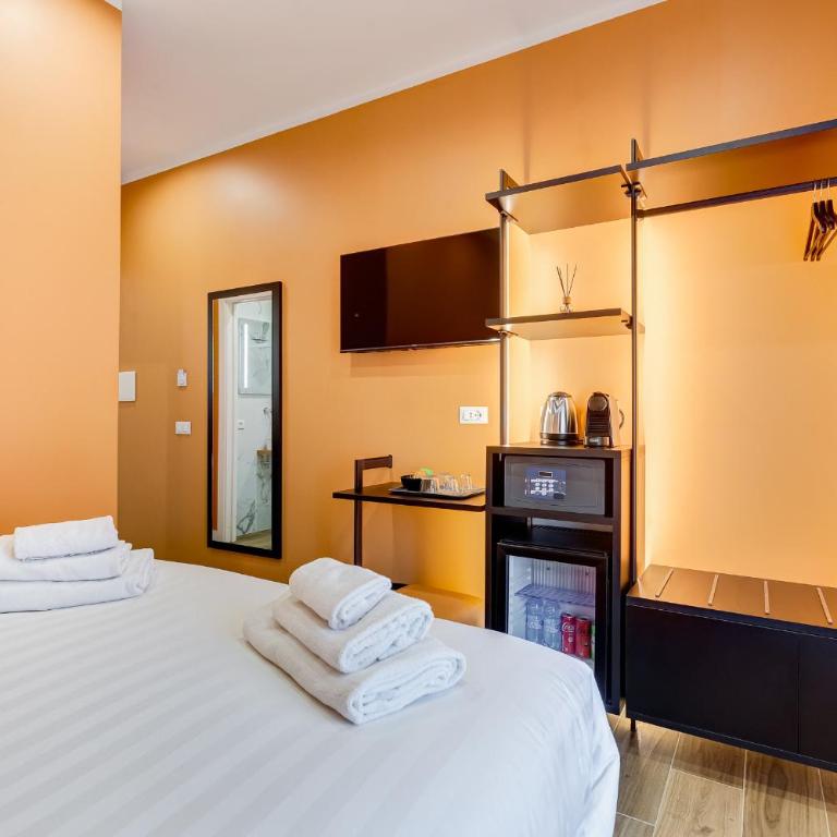 LISA SUITE - Standard Double Room - 1