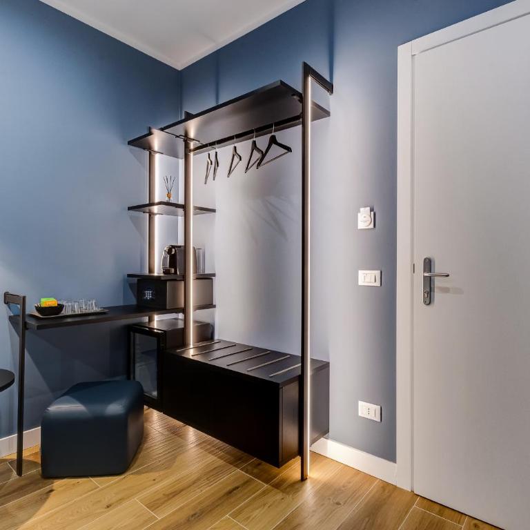 LISA SUITE - Deluxe Double Room - 9