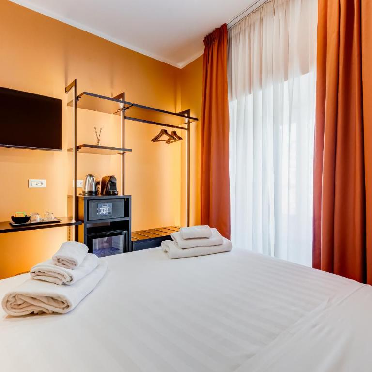 LISA SUITE - Standard Double Room - 9