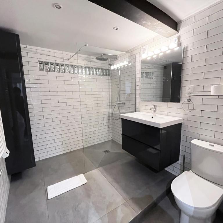 Urban Flat 161 - Sublime 4BDR Luxury Flat in Paris - Appartement - 23