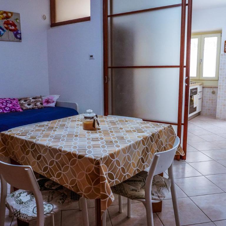 Graziosa casa in zona centrale - L'Atratino - Casa con 1 Camera da Letto - 2