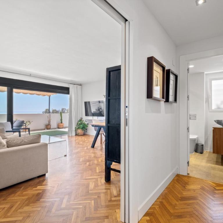 Mar de fondo en Pedregalejo - Two-Bedroom Apartment with Terrace and Sea View - 14