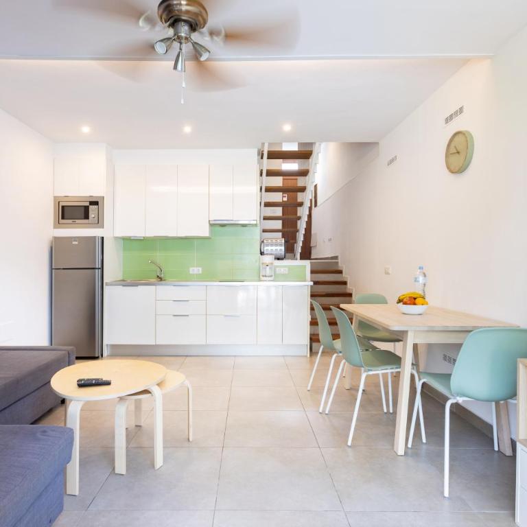 Home2Book Comfy Apt Costa Adeje, Pool&Terrace - Apartamento de 2 dormitorios - 10