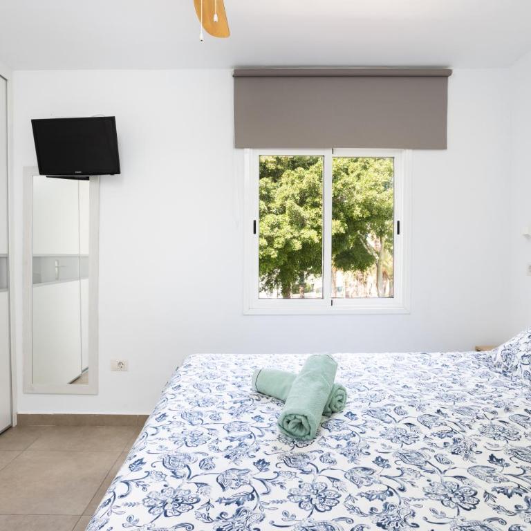 Home2Book Comfy Apt Costa Adeje, Pool&Terrace - Apartamento de 2 dormitorios - 17