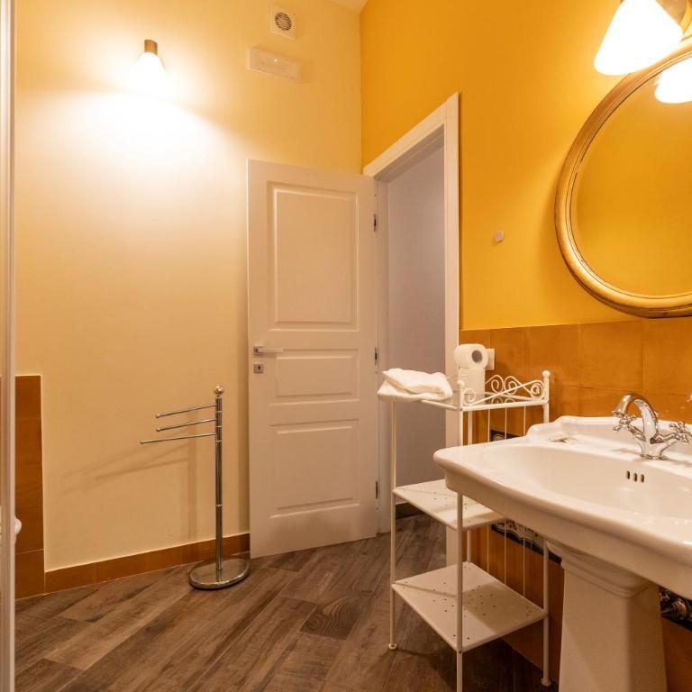 Plebiscito Rooms - Camera Matrimoniale con Bagno Privato - 19