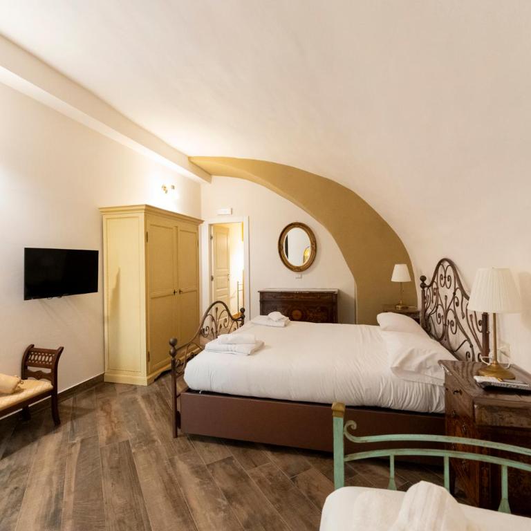 Plebiscito Rooms - Camera Tripla con Bagno - 15