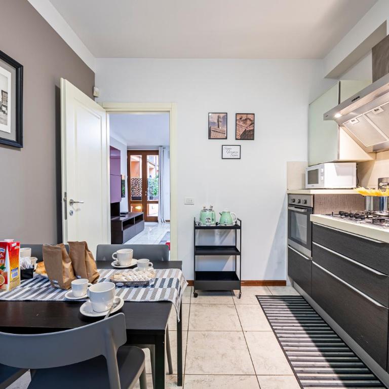 "Once Upon A Time" Cherubini Palace Thematic Apartments Free Parking - Casa con 2 Camere da Letto - 32