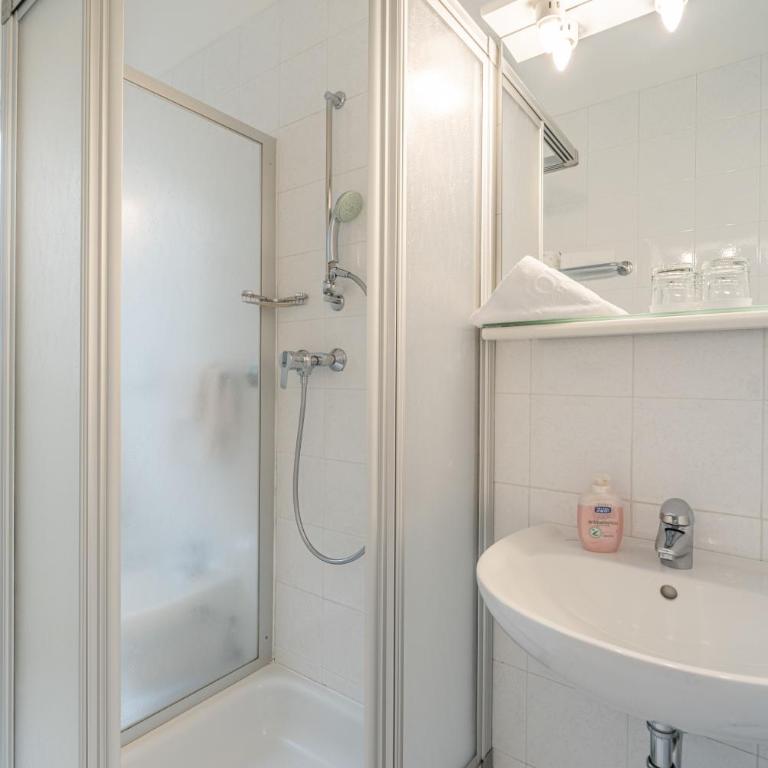 Residence Désirée Classic & Design - Appartamento con 2 Camere da Letto - 13
