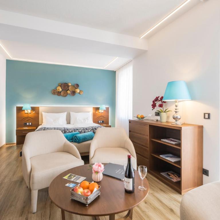 Boutique Apartments Velden - Doppelzimmer mit Balkon - 10