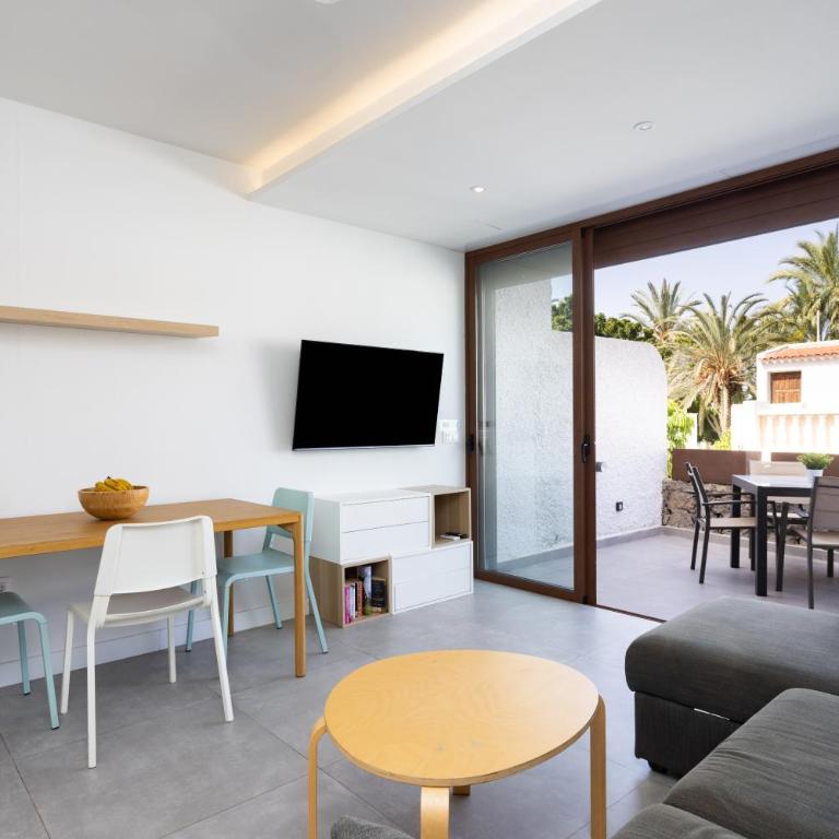 Home2Book Charming Apt Costa Adeje, Pool&Terrace - Apartamento de 2 dormitorios - 8