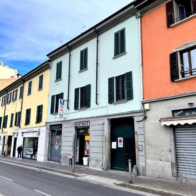 Prestige Duomo Apartment - Lake Como - One-Bedroom Apartment - 19