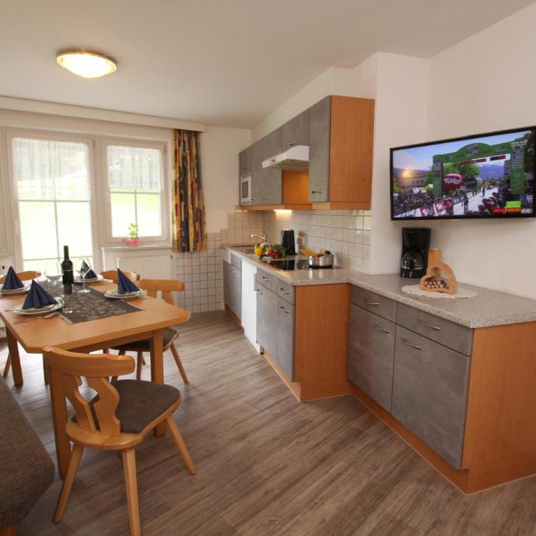 Apart Gruber - Apartment mit 3 Schlafzimmern und Balkon - 12