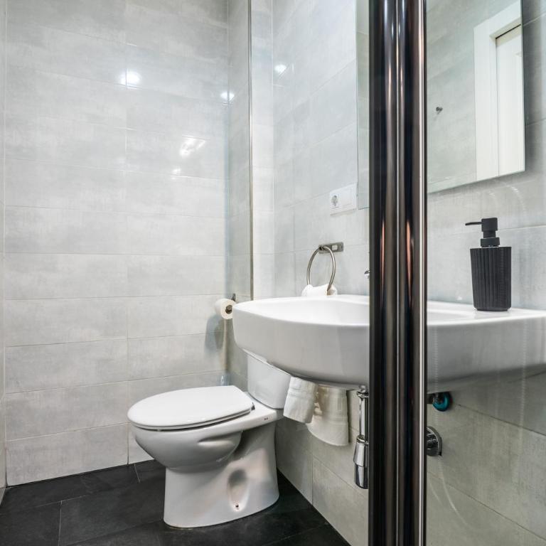 tuGuest Concepcion Apartment - Two-Bedroom Apartment - 29