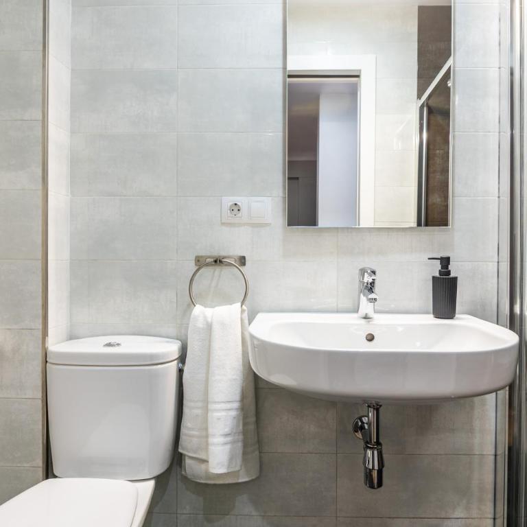 tuGuest Concepcion Apartment - Two-Bedroom Apartment - 31